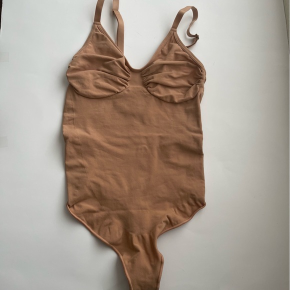 SKIMS Everyday Body Sculpt Stretchy Thong Bodysuit shapewear in Siena 2X/3X - Picture 1 of 8